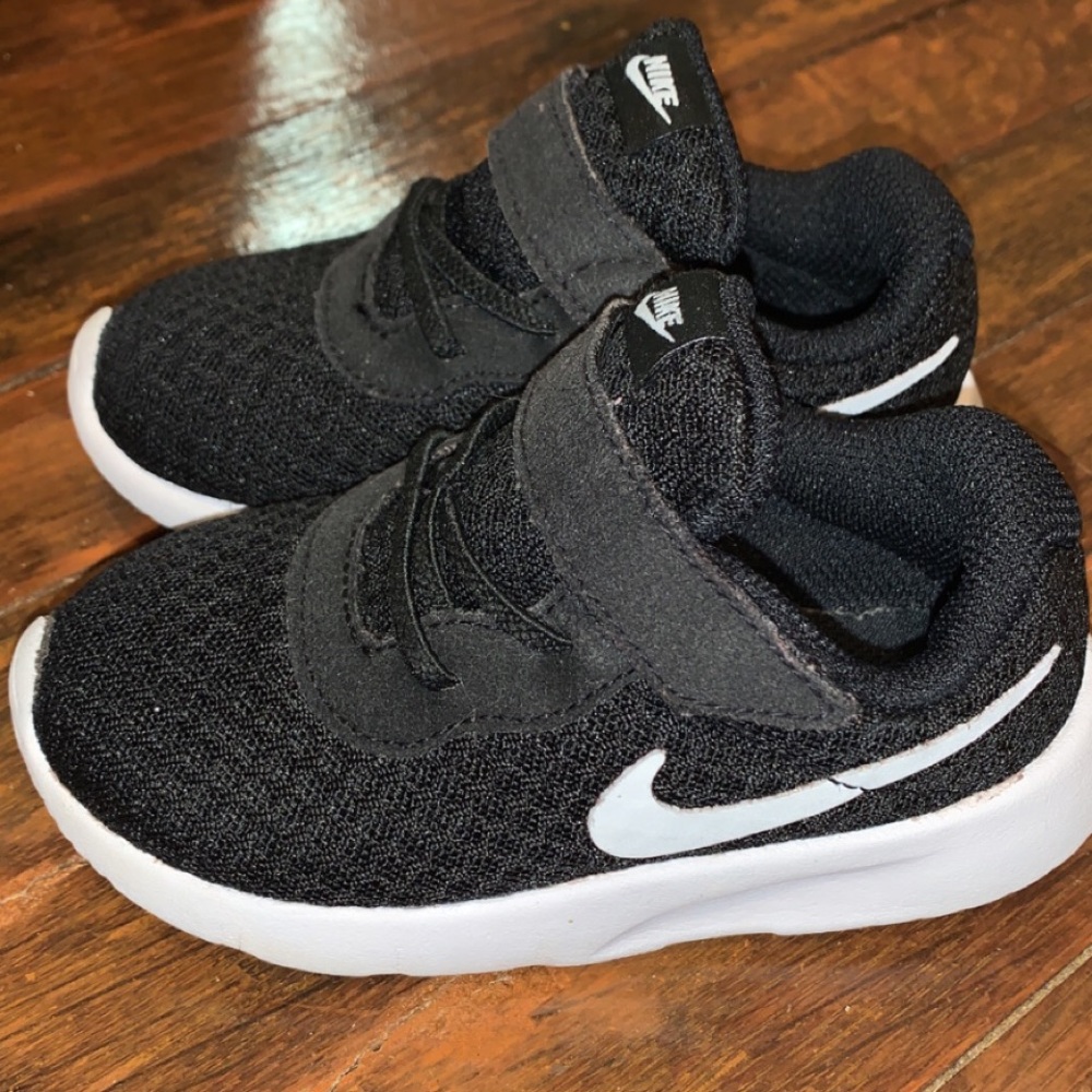 Toddler Nike Shoes Size 7